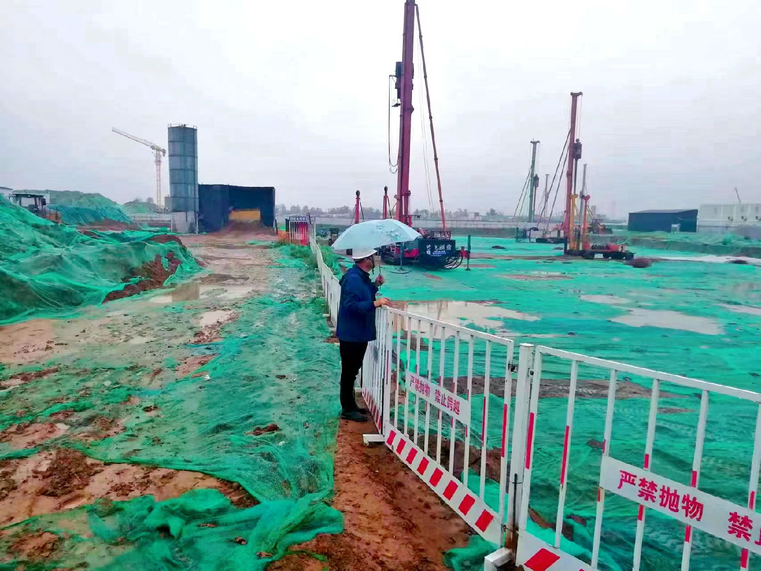 c28745ffd72fa60334de557bb6ab198.jpg c28745ffd72fa60334de557bb6ab198.jpg